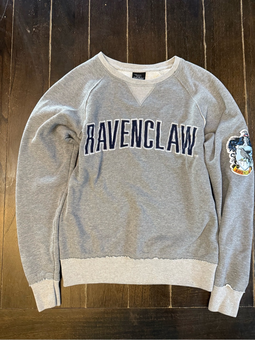Harry Potter Ravenclaw Sweatshirt Womens Small Universal Studios Crewneck
